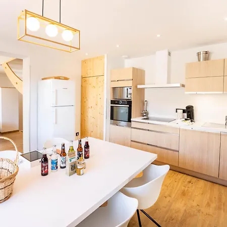 Moho Mountain ג'רארדמר