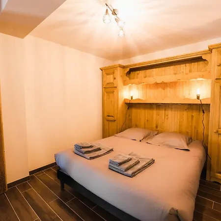 Moho Mountain ג'רארדמר