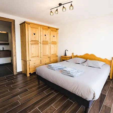 Moho Mountain アパート *