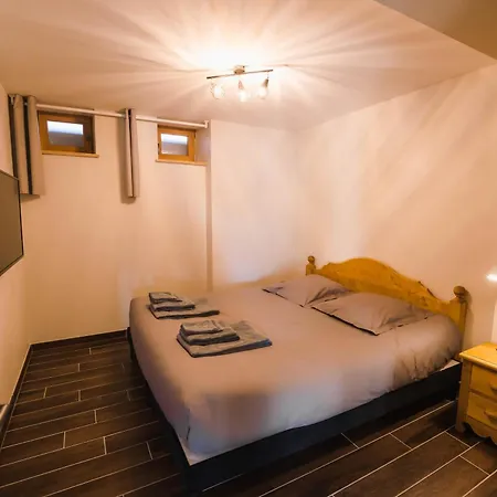 Moho Mountain דירה